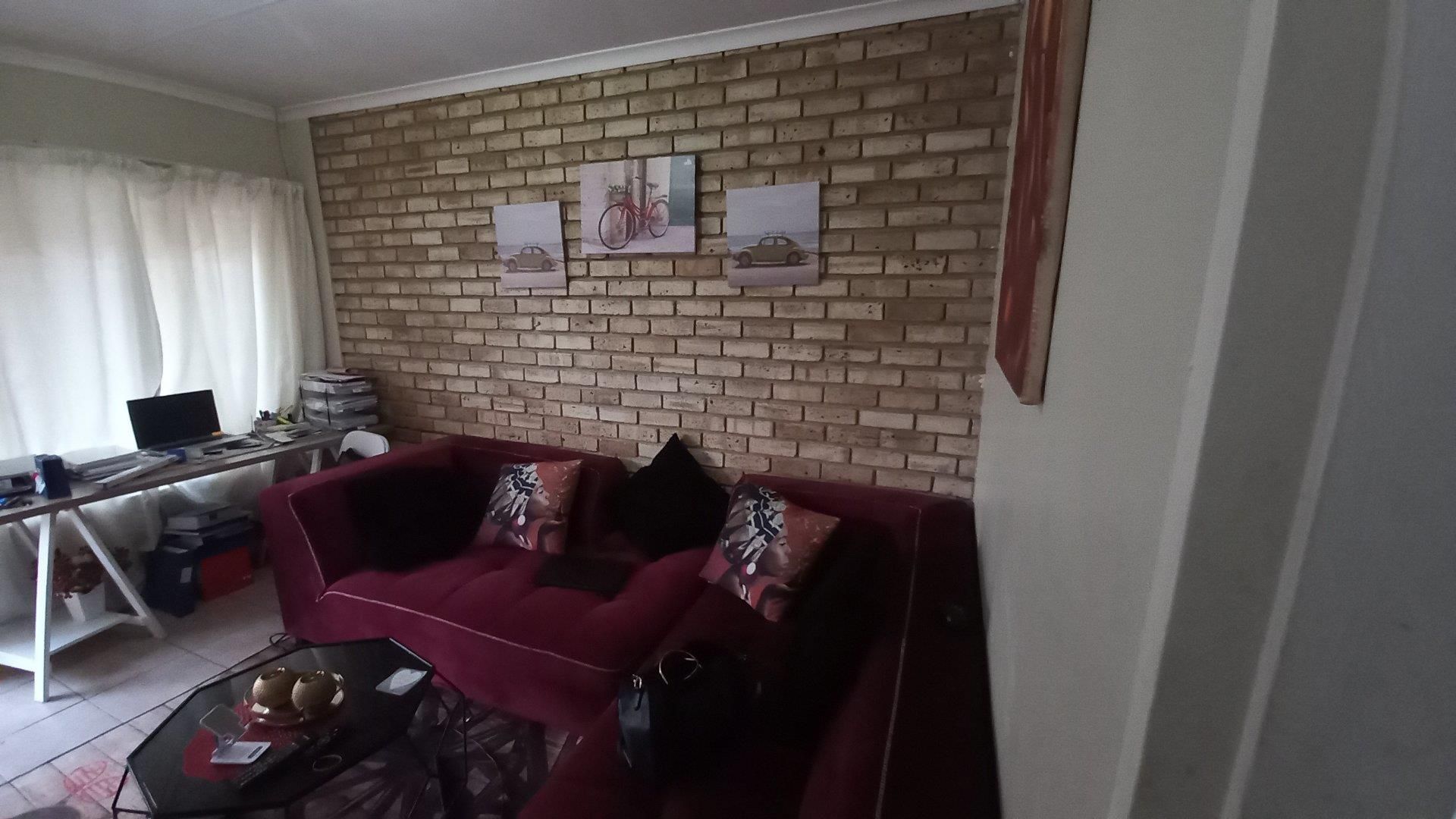 1 Bedroom Property for Sale in Die Bult North West